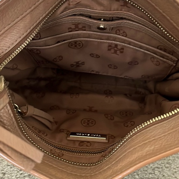 Tory Burch Brown Crossbody Bag with Adjustable Strap - Picture 5 of 7